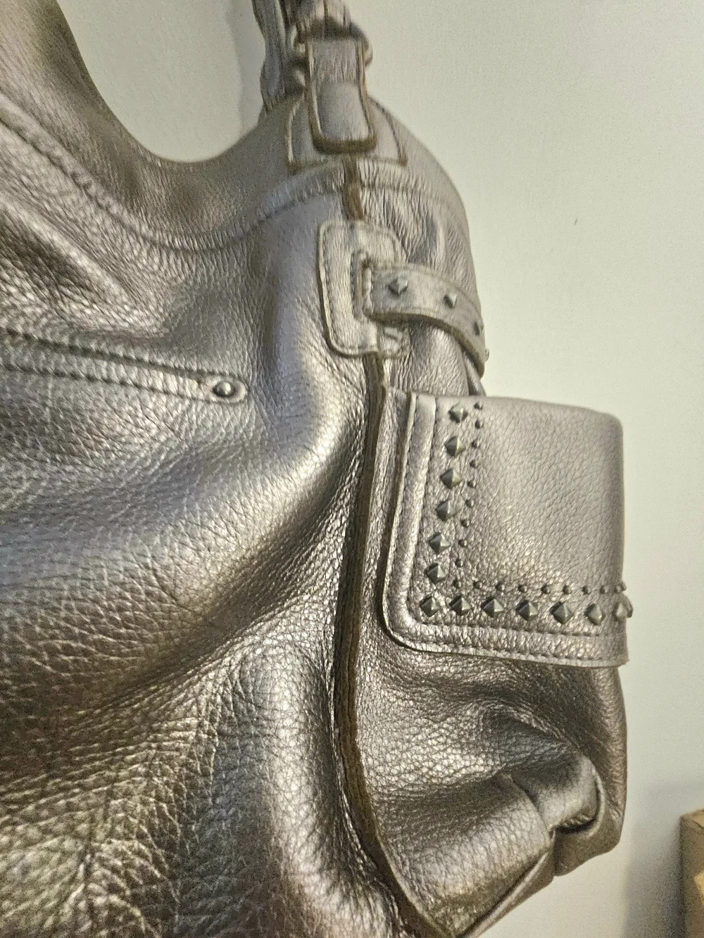 B. Makowsky Genuine Leather Metallic Pewter Large Shoulder Tote Bag